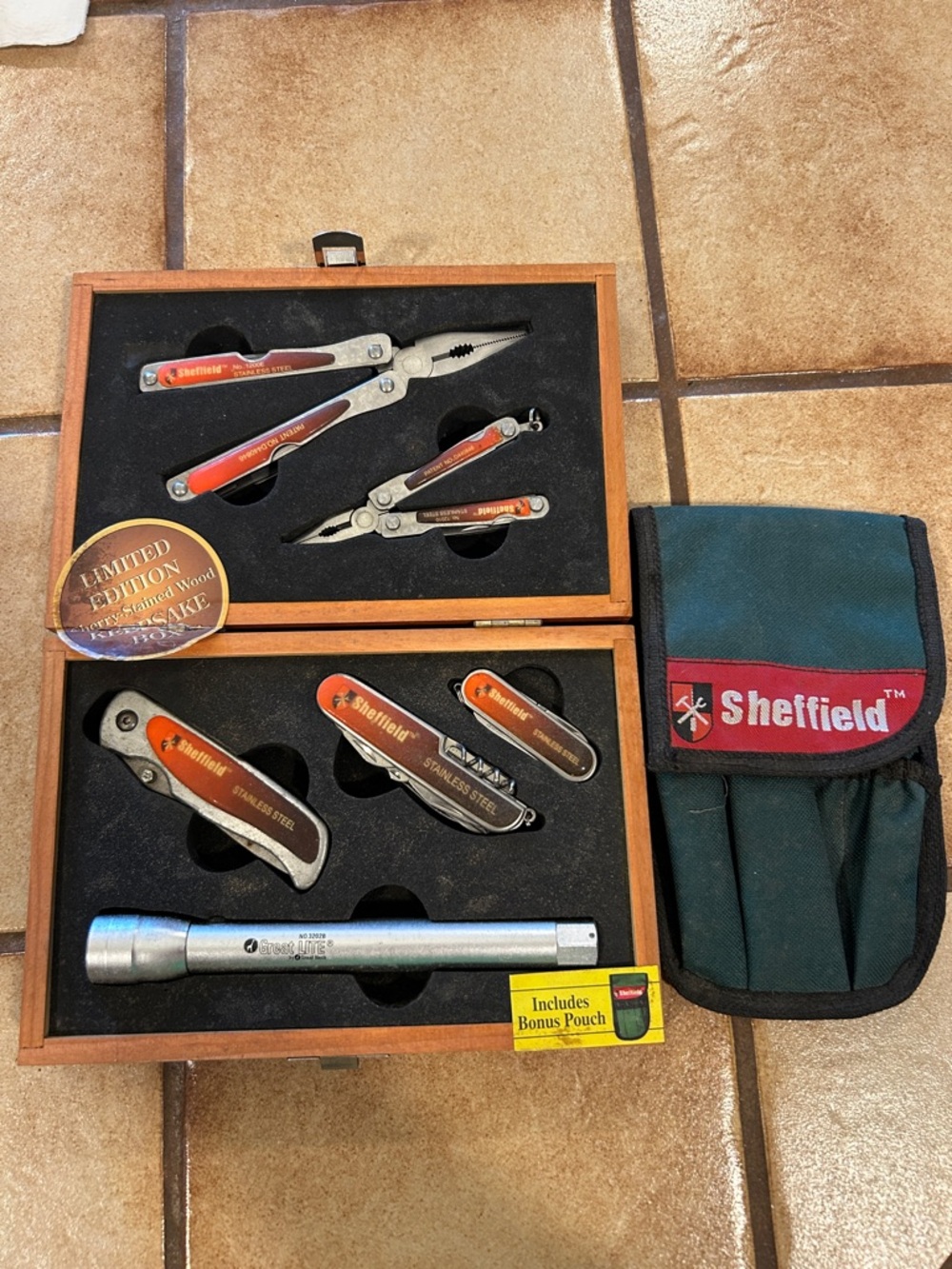 Men’s 8-Piece Pocket Tool Set in Red and Silver with Pouch
